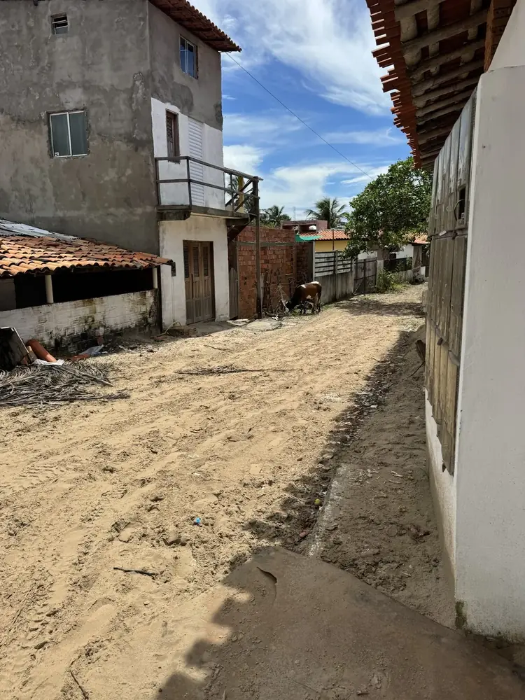 Sandy street in Atins